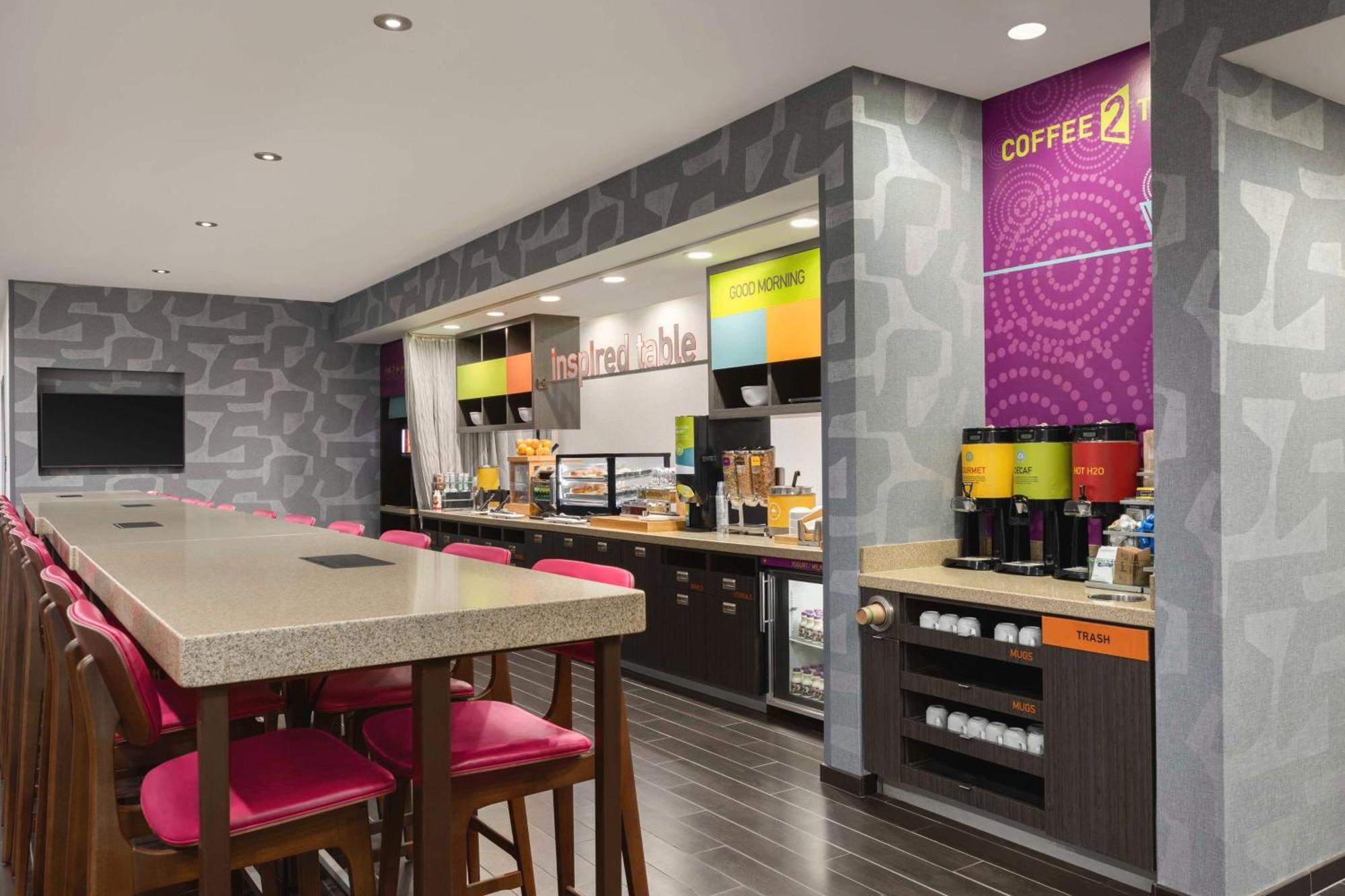 Home2Suites By Hilton Florence Bagian luar foto