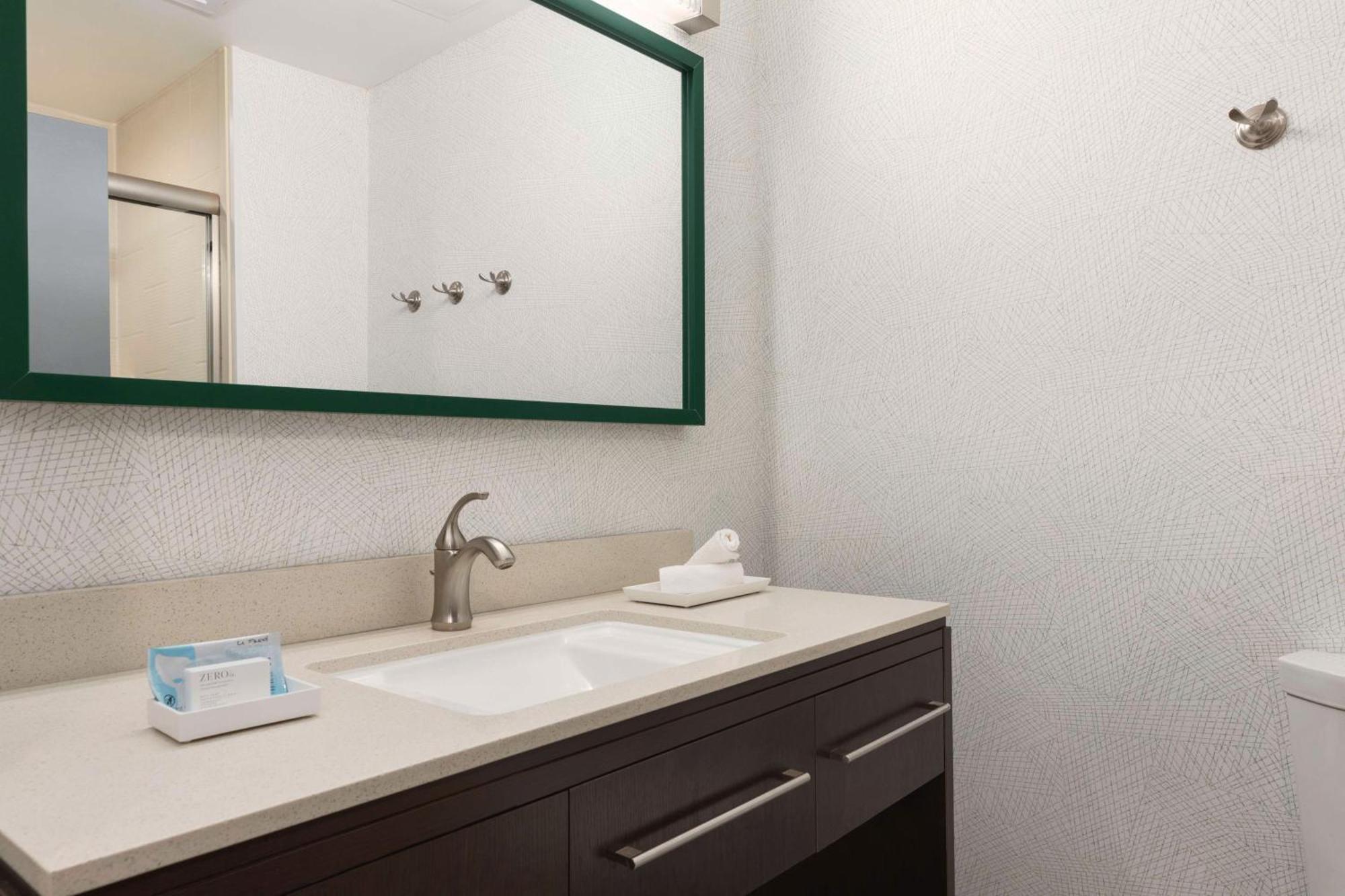 Home2Suites By Hilton Florence Bagian luar foto