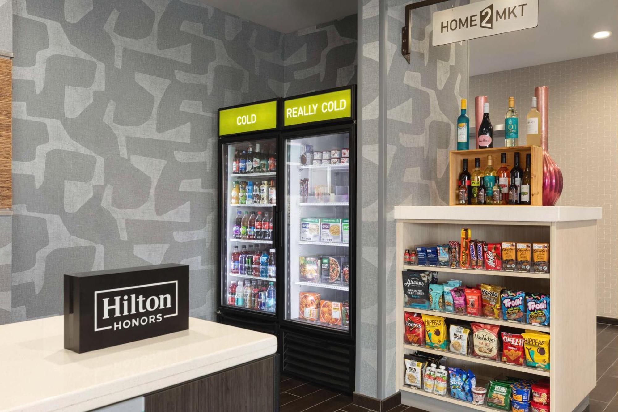 Home2Suites By Hilton Florence Bagian luar foto