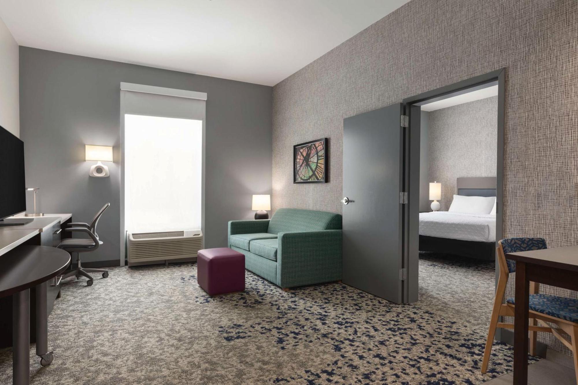 Home2Suites By Hilton Florence Bagian luar foto