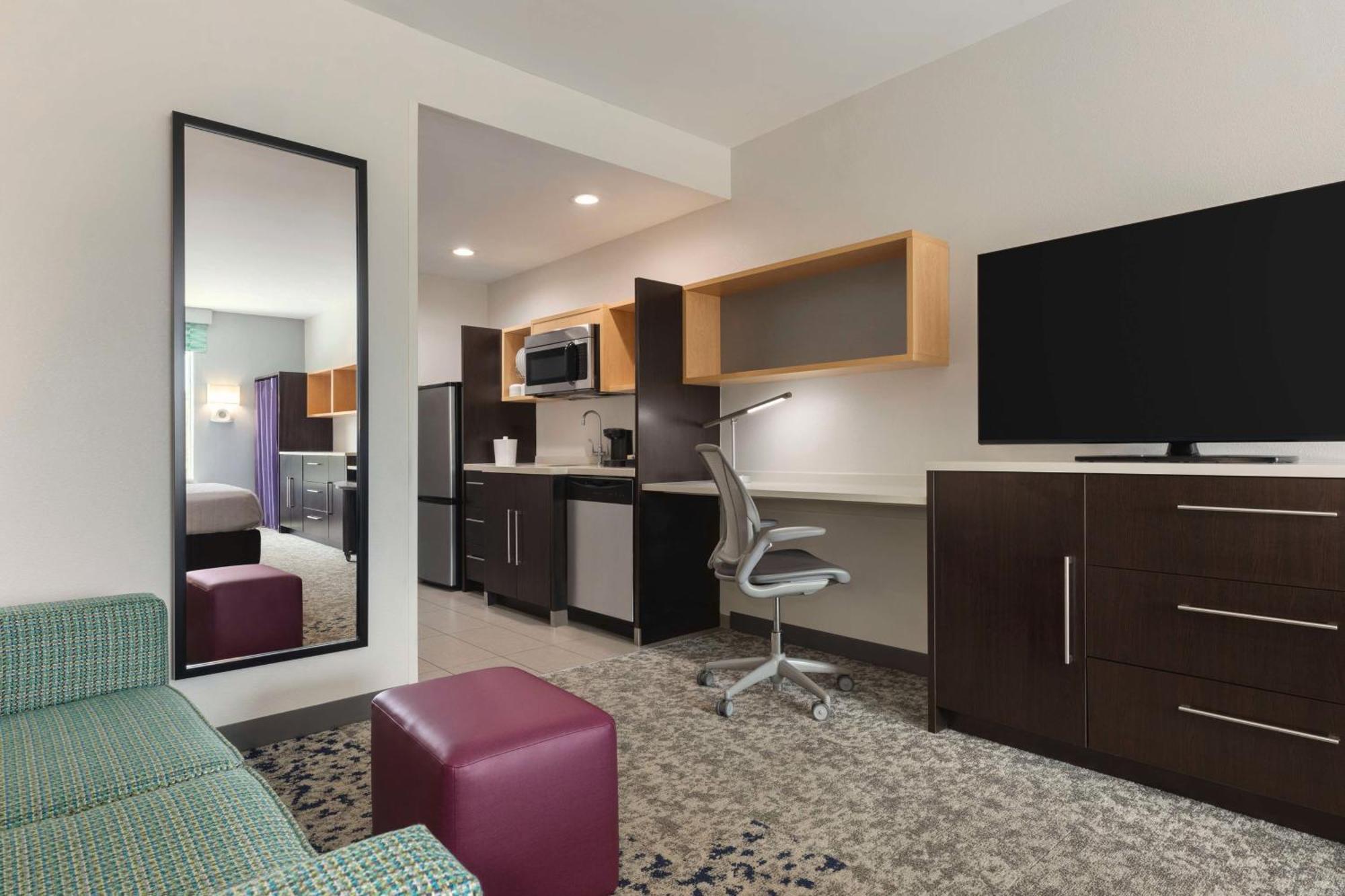 Home2Suites By Hilton Florence Bagian luar foto