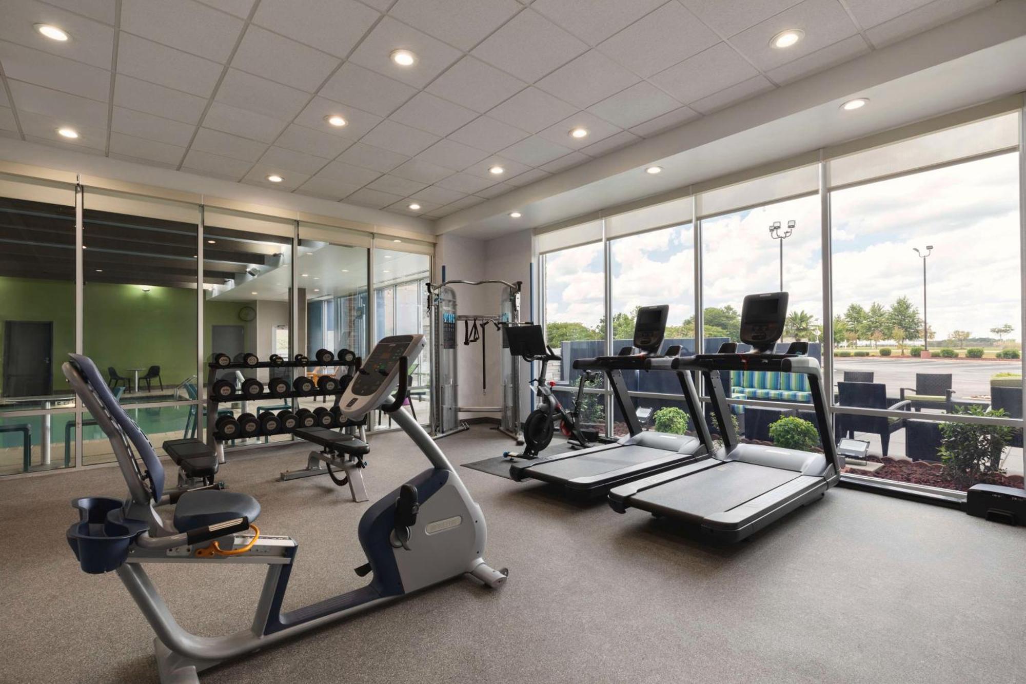 Home2Suites By Hilton Florence Bagian luar foto
